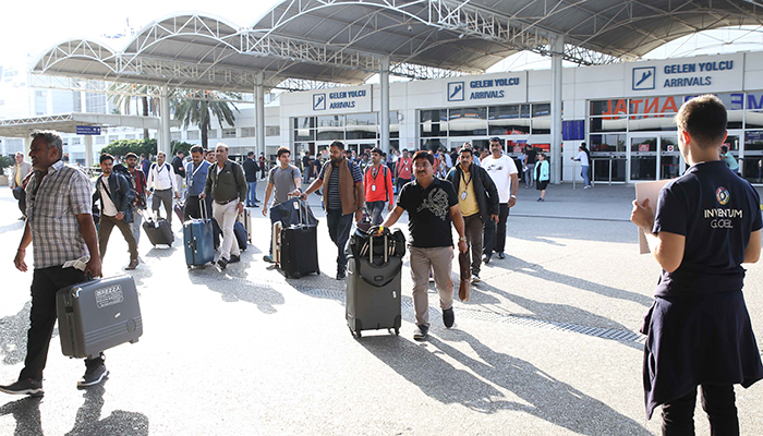 Hindistan'dan Antalya'ya ilk VIP charter uçuşunu yaptılar