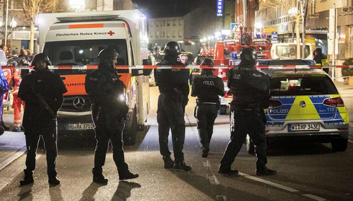 Almanya'da cafelere silahlı baskın 5'i Türk 11 ölü