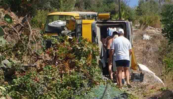 Alanya'da tur otobüsü kazası, 11 turist yaralandı