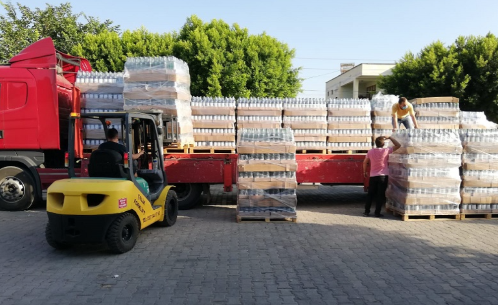 Antalya'daki 5 yıldızlı otelde ve depoda 9 bin şişe sahte içki ele geçirildi