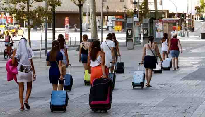 İspanya turist kabulünde Türkiye modeline geçiyor
