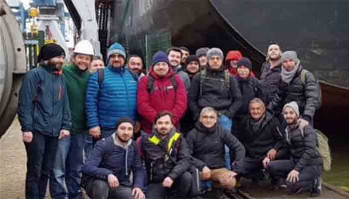 Türk denizcileri kaçıran korsanlar fidye için aradı