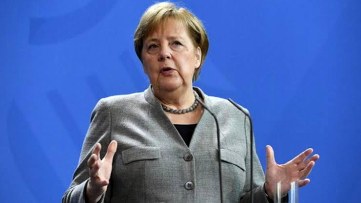 Angela Merkel aşı pasaportu için tarih verdi