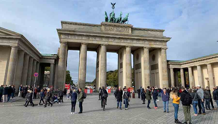 Alman turizmciler büyük protesto mitingine hazırlanıyor