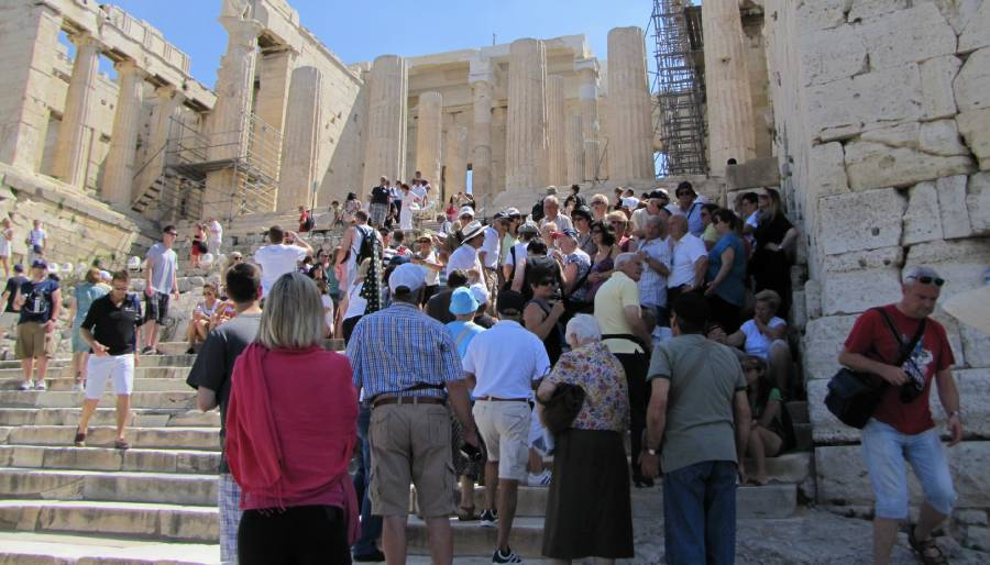 Yunanistan ağustosta turizm rekoru kırdı