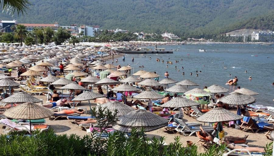Antalya’ya son 26 günde kaç turist geldi?