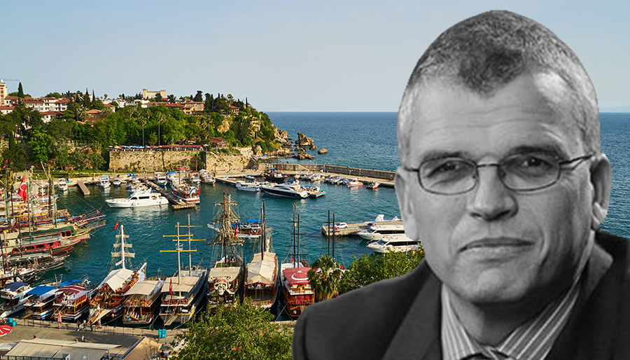 Timothy Ash’den ‘Türkiye turizmi ucuz’ haberine düzeltme: