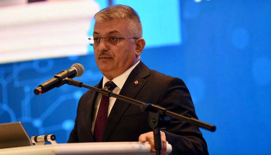 Ersin Yazıcı açıkladı: Antalya’ya gelen turist sayısında rekor