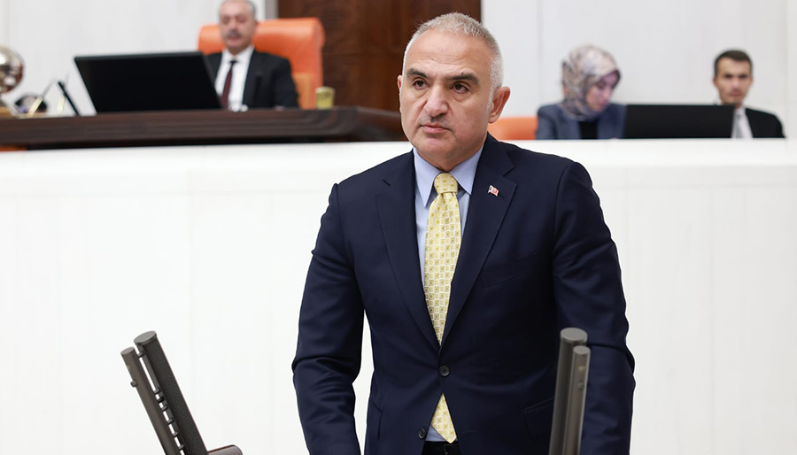 Mehmet Nuri Ersoy 2023 turizm hedefini açıkladı