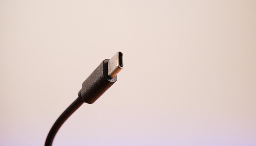 AB’de bütün telefonlarda tek tip şarj zorunlu olac