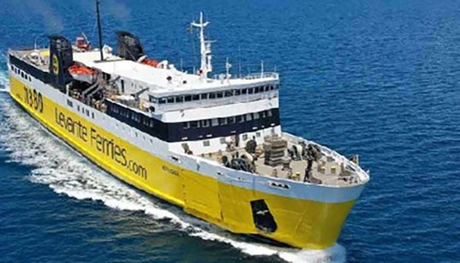 Selanik-İzmir feribot seferleri başladı