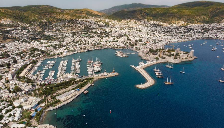 Jet2 Holidays Bodrum'da sezonu uzatıyor