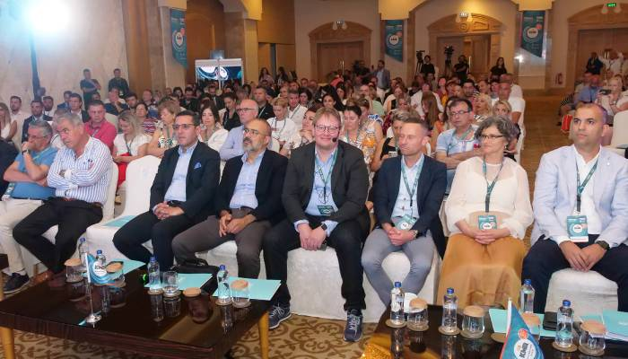 Ferien Avrupalı seyahat acentelerini Kemer’e getirdi