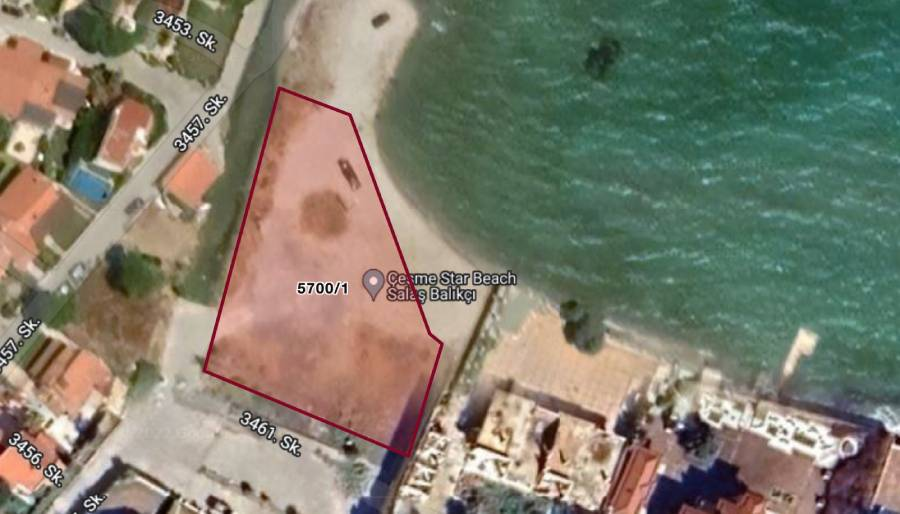 Çeşme’de 120 milyon liraya satılık denize sıfır arazi