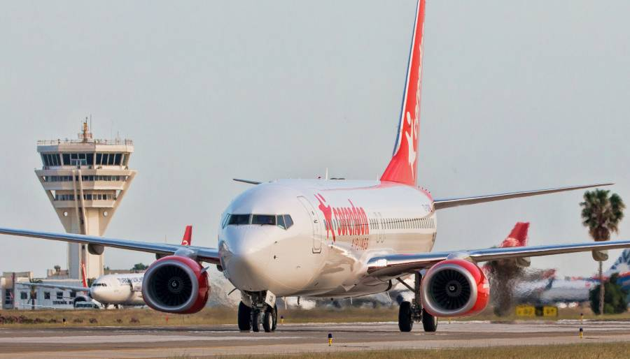 Corendon Airlines 7 uçağını kiraya verdi
