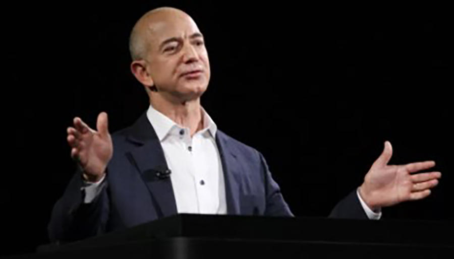 Jeff Bezos servetini bağışlayacağını duyurdu
