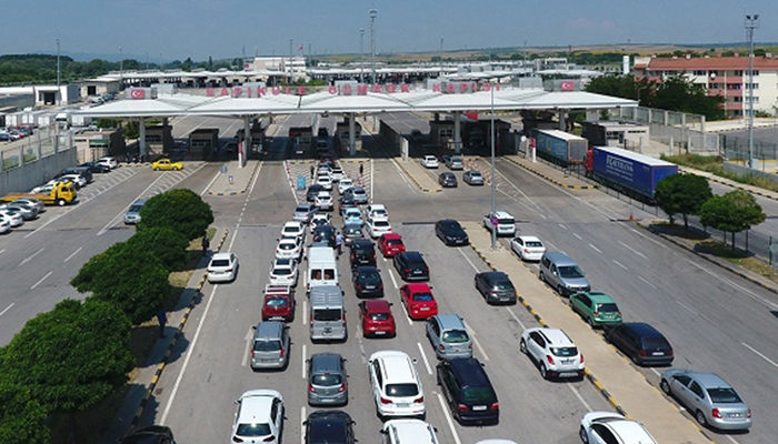 Trafik cezası olanlar gümrükten geçemeyecek 