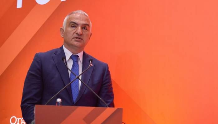 Mehmet Nuri Ersoy TIF’te turizmcilere seslendi