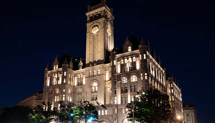 Trump International Hotel satıldı