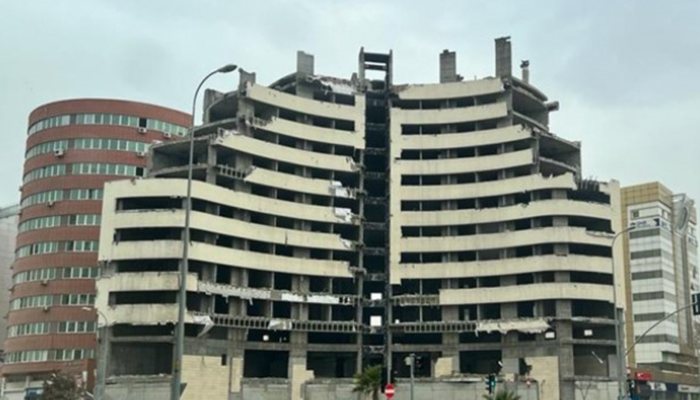 27 milyon euroya yapılan Anatolian Otel yıkılıyor