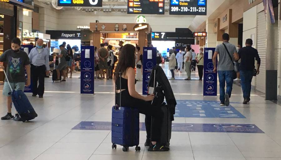 Bayramda tatile çıkanlar evlerine dönemiyor