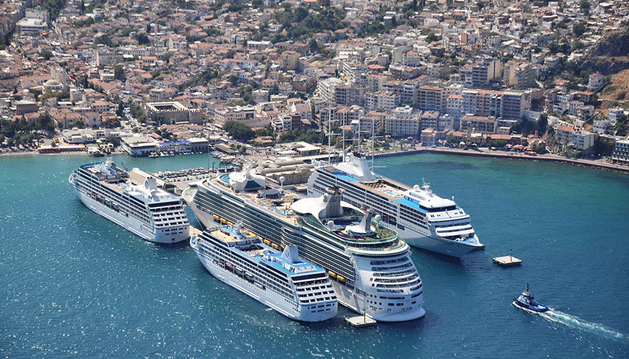 Ege Port Kuşadası 20. yılını kutladı