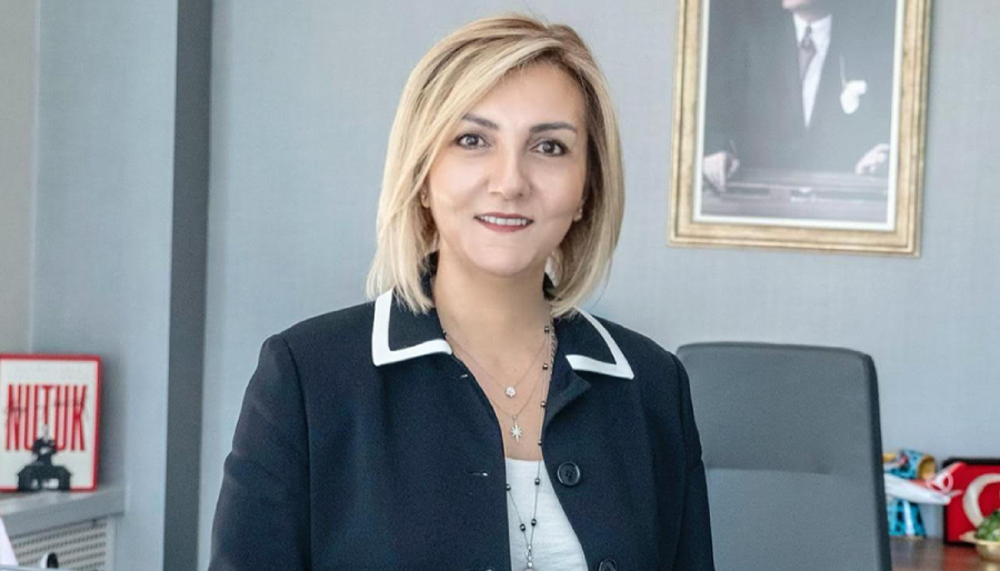 Müberra Eresin’den Mehmet Nuri Ersoy’a vize teşekkürü 