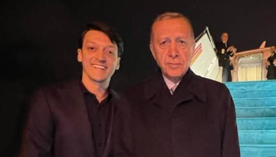 Mesut Özil Spor Bakanı mı olacak?