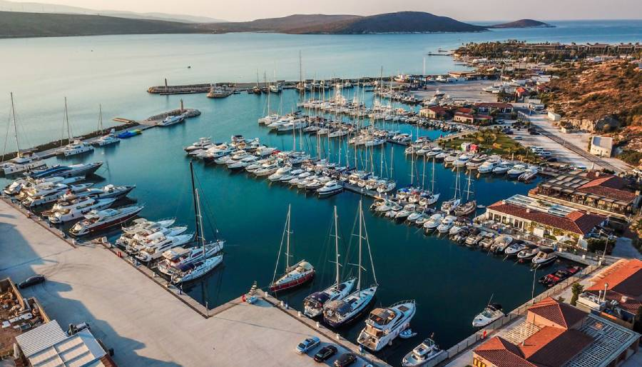 Alaçatı Yat Limanı için 10 yıllık kiralama ihalesi