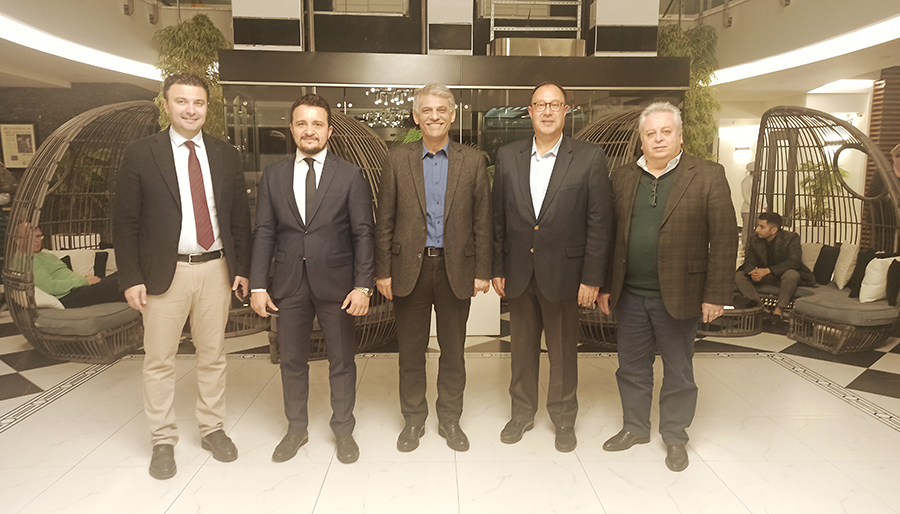 Nadir Alpaslan Alanya’da turizmcilerle buluştu