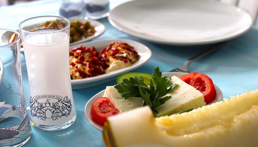 İçki zammı sonrası restoranlardan yeni uygulama