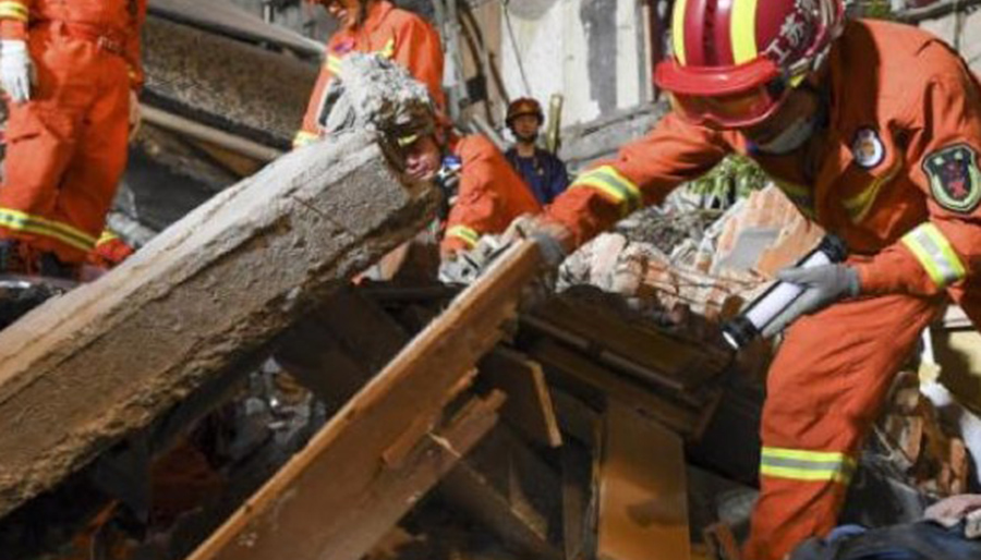 Çin’de otel çöktü: 8 kişi öldü, 9 kişi enkaz altında