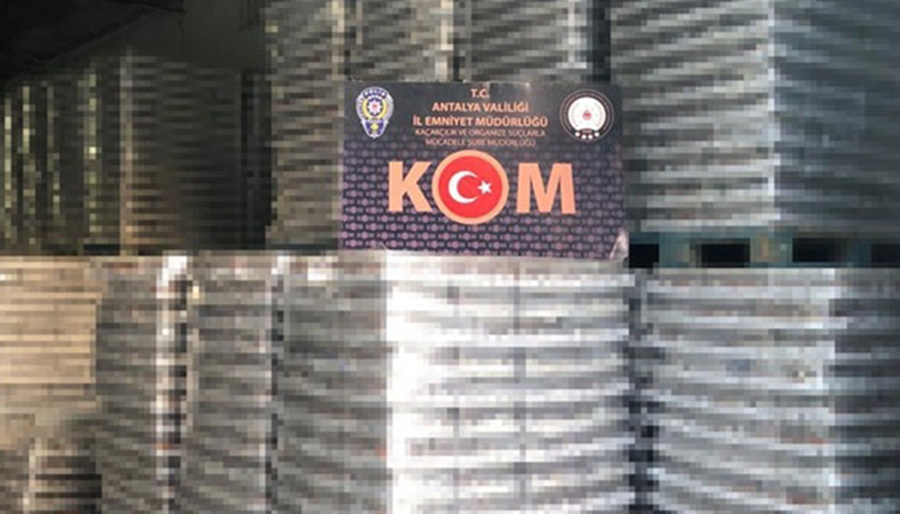 3,5 milyon kaçak içkiyi otellere satacaklardı