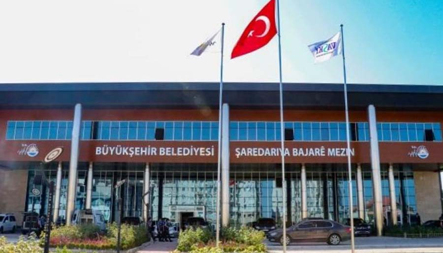 YSK, Van’da kazanan DEM Partili aday yerine Ak Parti adayına mazbata verdi