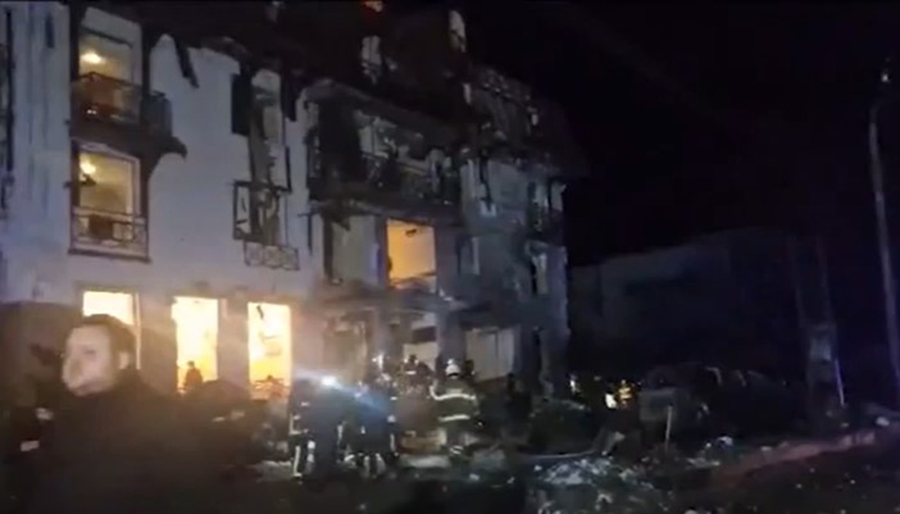 Ukrayna’da Türk gazetecilerin kaldığı otele bombalı saldırı