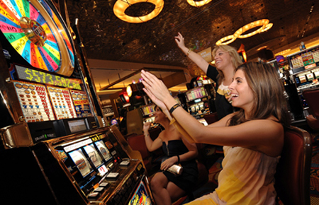 Casinolar KKTC’ye 600 milyon dolar bıraktı