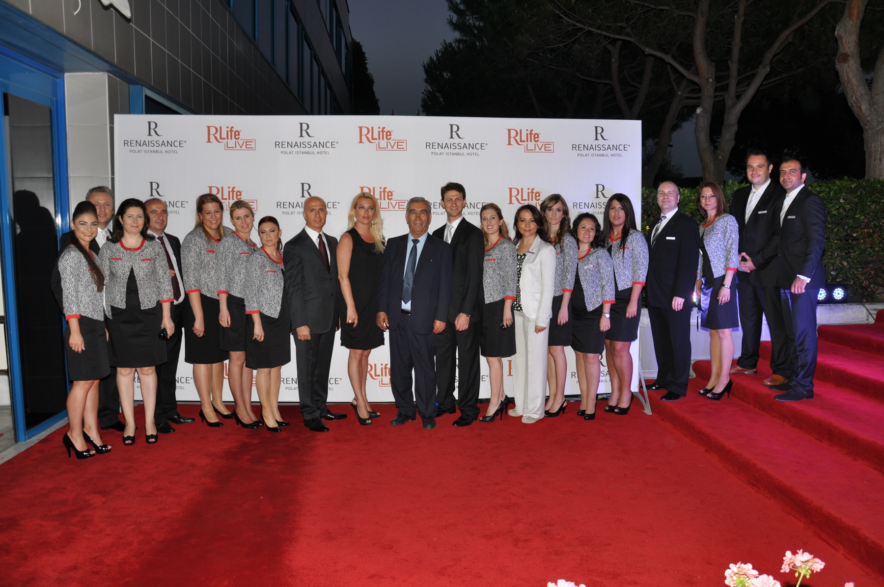 Renaissance Polat İstanbul Hotel’den yaza merhaba partisi
