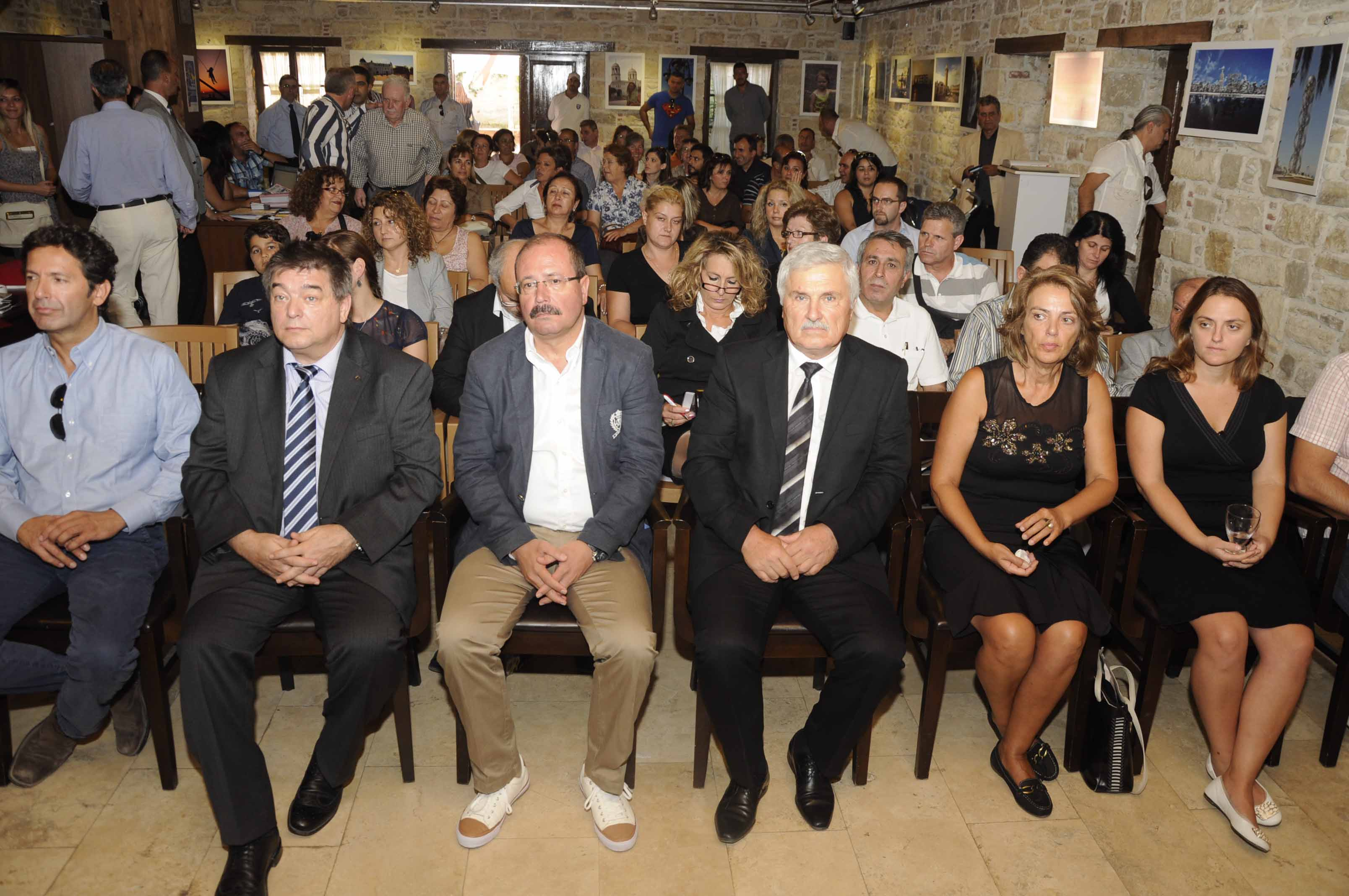 Dimitris Thanos için anma töreni