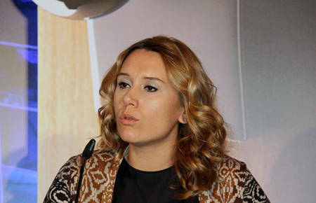 Ece Tonbul Kilit: Yatak arzı çok, uçak yok!