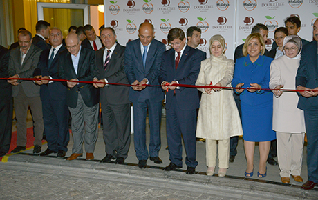 DoubleTree by Hilton'un 202 odalı yeni oteline Başbakanlı açılış