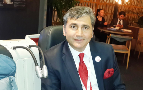 Emin Çakmak: Artık bayrak değişiminin zamanı geldi