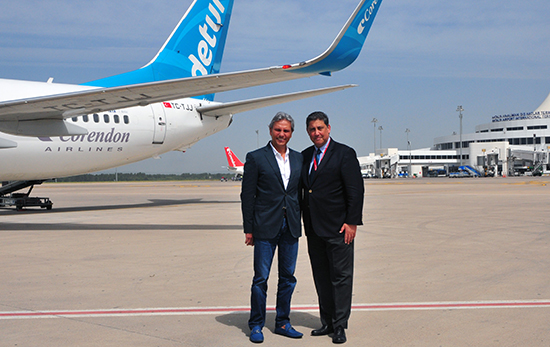 Corendon Airlines ve Detur  90.000.000 Euro’luk sözleşme  imzaladı!