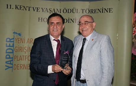 Cüneyt Mengü'ye 'Turizm Ödülü'