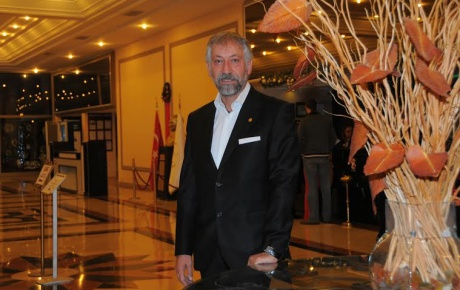 Sadun Alp, Sürmeli Efes Otel genel müdürlüğünden ayrılıyor