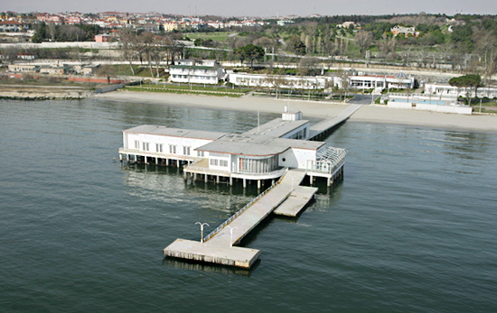 Florya sahilini de kapsayan kıyı şeridi turizm amaçlı imara açıldı