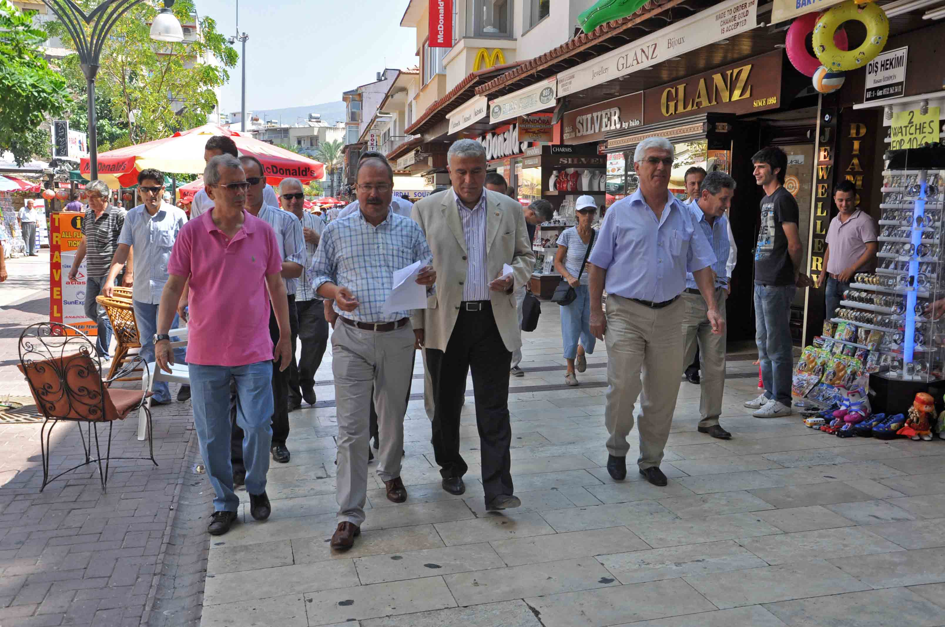Kuşadası, karşı bildiriyle iftira edenlere yanıt verecek!