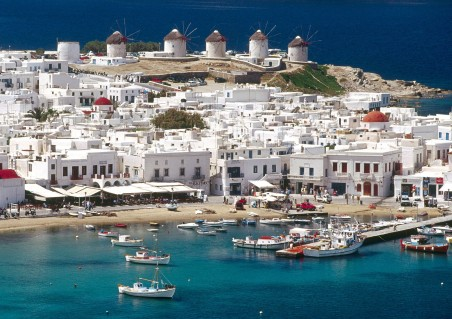 Yunanistan toparlanıyor, turist sayısı 2009 seviyesine ulaştı