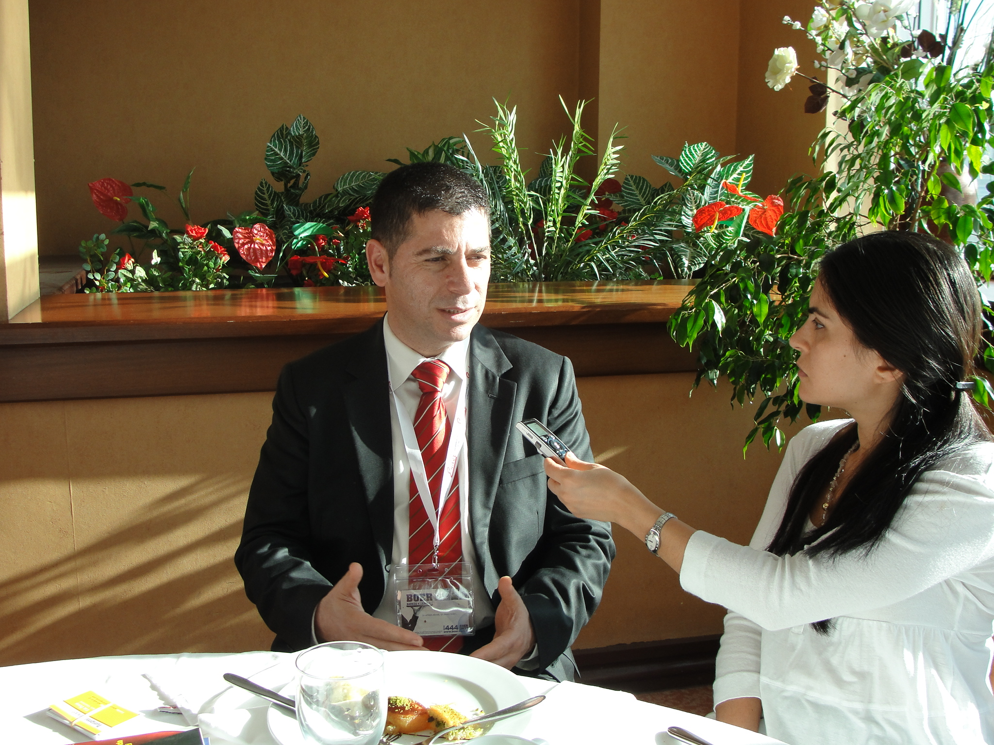 Kıbrıs’ın yeni hedefi Rus ve Araplar olmalı