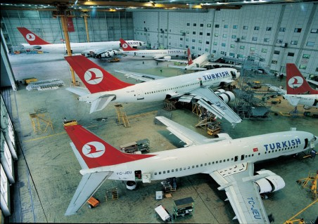  THY Teknik A.Ş. ile Saga Havayolları 8 farklı bakım anlaşması imzaladı