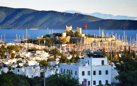Bodrumlu turizmciler: Kimse tatilini yarıda bırakmasın, iptal etmesin